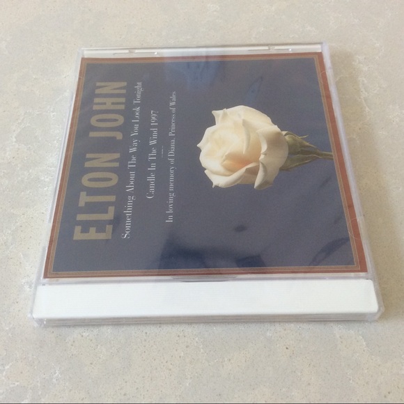 Elton John CD - In Loving Memory of Princess Diana - Picture 3 of 3